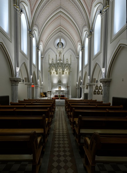 Press kit | 561-01 - Press release | The Carmelite Chapel of Montreal - Éclairage Public - Lighting Design - Photo credit: Pierre Bélanger