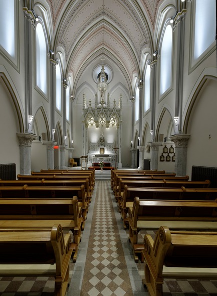 Press kit | 561-01 - Press release | The Carmelite Chapel of Montreal - Éclairage Public - Lighting Design - Photo credit: Pierre Bélanger