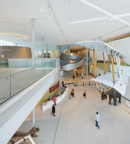 Press kit | 2073-09 - Press release | Discover the new Royal Alberta Museum - DIALOG - Institutional Architecture - The lobby is connected to the sky, the gardens, and the stories of Alberta, and offers glimpses into the working life of the museum. - Photo credit: Tom Arban Photography Inc