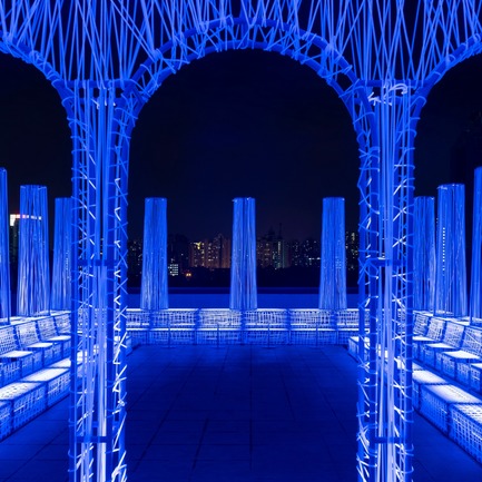 Press kit | 3849-01 - Press release | Hacking visual perception, Alberto Caiola cross-pollinates classical archetypes with virtual hues - Alberto Caiola Studio - Commercial Interior Design - Photo credit: Dirk Weiblen