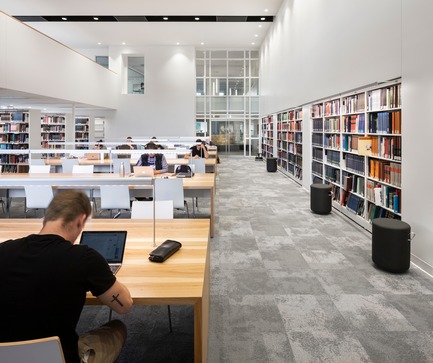 Press kit | 1152-11 - Press release | Bishop’s University Library Learning Commons: New Lighting and Interior Design - LumiGroup - Institutional Architecture - Photo credit: Stéphane Groleau