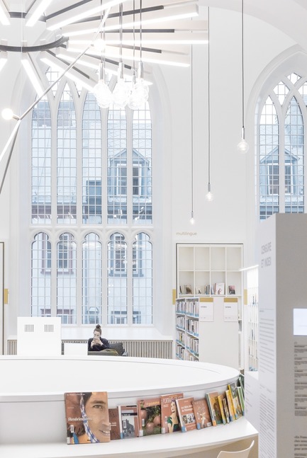 Press kit | 721-07 - Press release | Maison de la littérature(House of Literature) - Chevalier Morales Architectes - Institutional Architecture - The library in the Wesley temple - Photo credit: Chevalier Morales Architectes