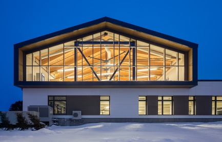 Press kit | 886-03 - Press release | Metis Beach Intermediate School - PROULXSAVARD + CCM2 architects - Institutional Architecture - Metis Beach Intermediate School - Photo credit: Stéphane Groleau