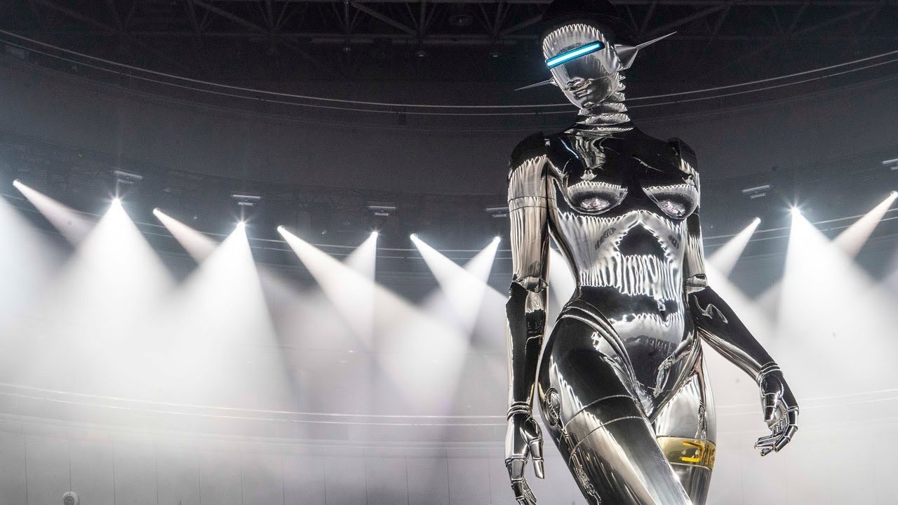 Interview Hajime Sorayama S Sculpture For Dior Design Dezeen Dezign Ark