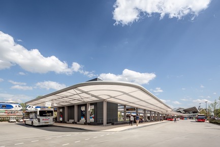 Press kit | 3571-01 - Press release | cepezed designs first self-sufficient bus station in The Netherlands - cepezed - Urban Design - Photo credit: cepezed | Lucas van der Wee