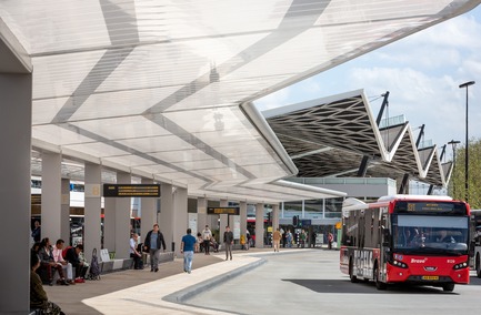 Press kit | 3571-01 - Press release | cepezed designs first self-sufficient bus station in The Netherlands - cepezed - Urban Design - Photo credit: cepezed | Lucas van der Wee