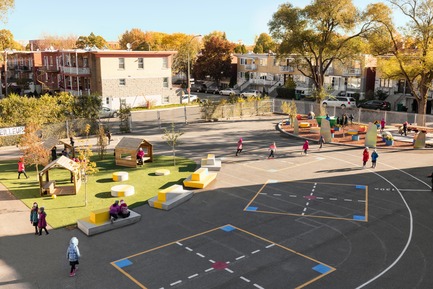 Press kit | 1299-03 - Press release | École Sainte-Anne - A new redesigned schoolyard - Taktik design - Institutional Architecture - Green area & garden - Photo credit: Maxime Brouillet