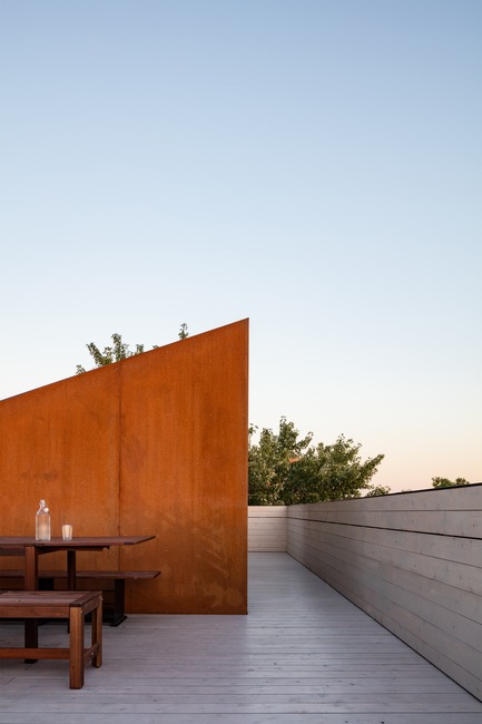 Press kit | 720-14 - Press release | Maison Atelier yh2 - Yiacouvakis Hamelin architectes, yh2 - Residential Architecture - Photo credit: Maxime Brouillet