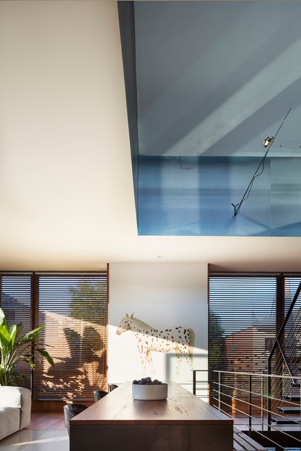 Press kit | 720-14 - Press release | Maison Atelier yh2 - Yiacouvakis Hamelin architectes, yh2 - Residential Architecture - Photo credit: Maxime Brouillet