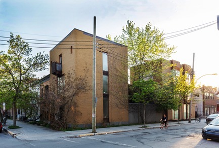 Press kit | 720-14 - Press release | Maison Atelier yh2 - Yiacouvakis Hamelin architectes, yh2 - Residential Architecture - Photo credit: Maxime Brouillet