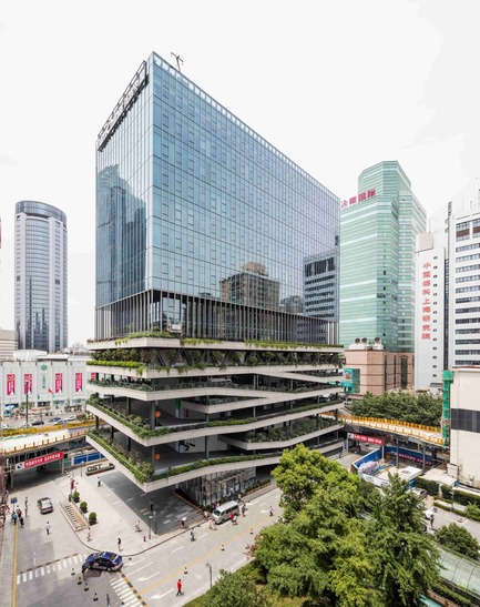 Press kit | 1799-03 - Press release | An urban oasis on Shanghai’s busiest intersection - Jacques Ferrier Architecture and Sensual City Studio - Commercial Architecture - Photo credit:  Jacques Ferrier Architecture / Photo Luc Boegly 