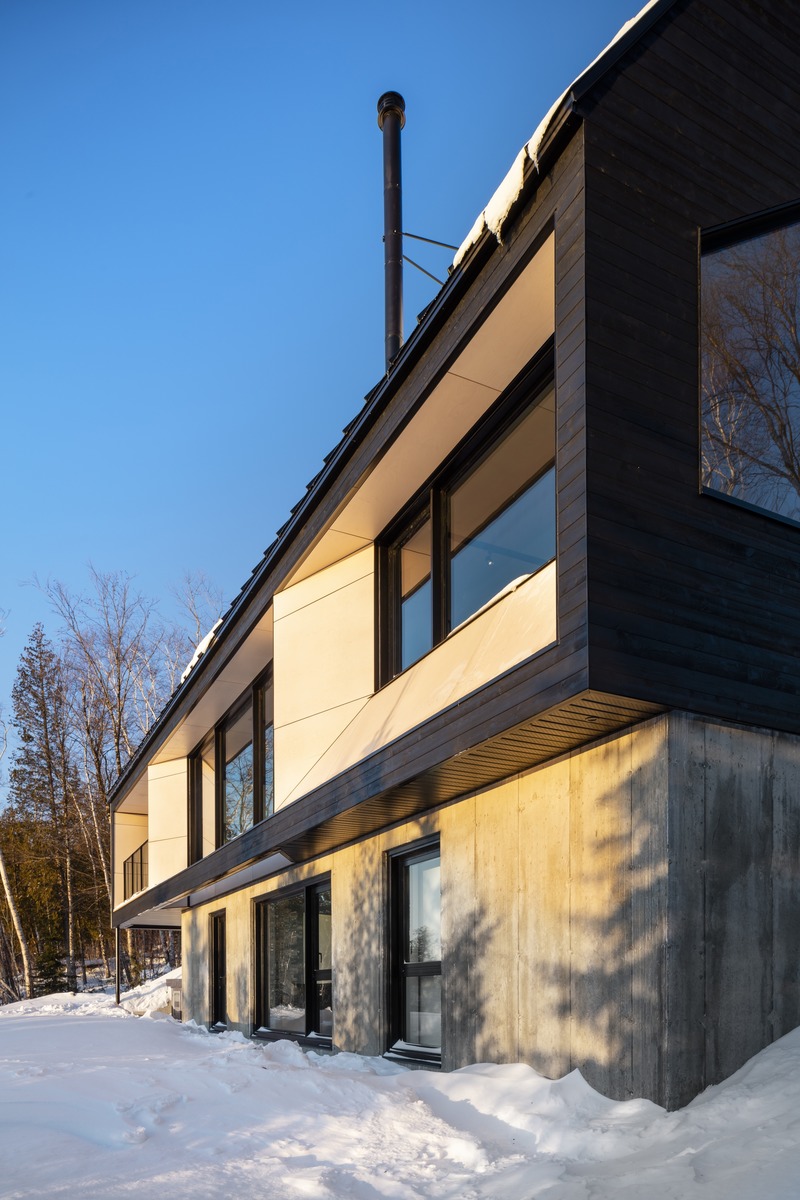 Press kit | 1527-12 - Press release | Cabin A - Bourgeois / Lechasseur architects - Residential Architecture - Photo credit: Maxime Brouillet