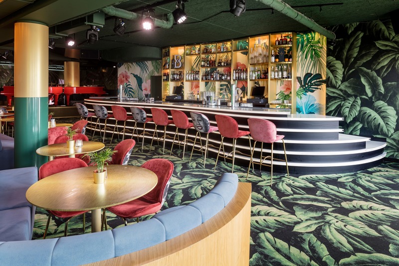 Press kit | 3724-06 - Press release | Crazy Pianos Club - EL EQUIPO CREATIVO - Commercial Interior Design - Photo credit: Adrià Goula