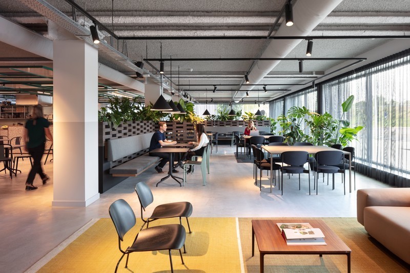 Press kit - Press release - Sustainable transformed office The Core wins two Frame Awards - Large Office of the Year - CBRE Netherlands