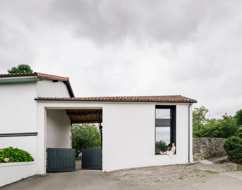 Press kit | 3766-01 - Press release | House in Güemes, conversion of stable into house - Zooco Estudio - Residential Architecture - Photo credit: imagen subliminal<br>