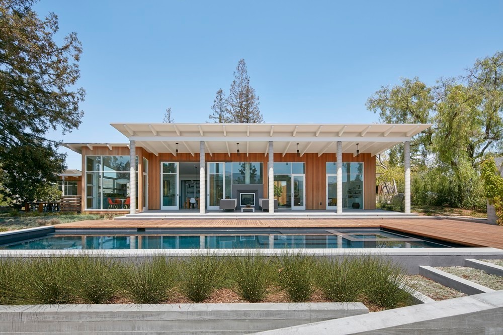 
   Malcolm Davis Architecture Designs A Sustainable, Modern-Day California Ranch House  
