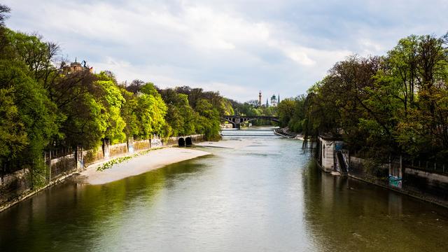 Tall Stories 79: Revamping The Isar River - Dezign Ark